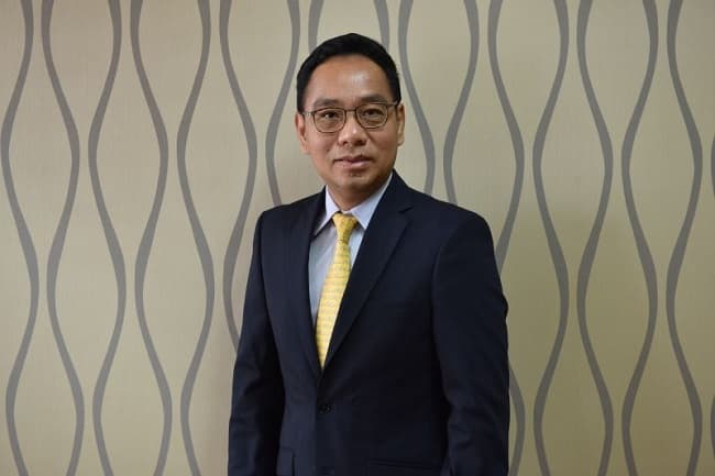 วิทยากร มณีเนตร