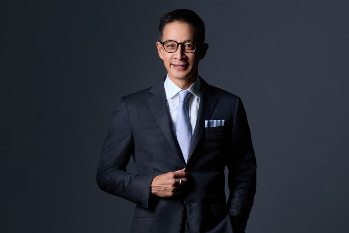 นายสาระ ล่ำซำ ประธานเจ้าหน้าที่บริหาร บริษัท เมืองไทยประกันชีวิต จำกัด (มหาชน)