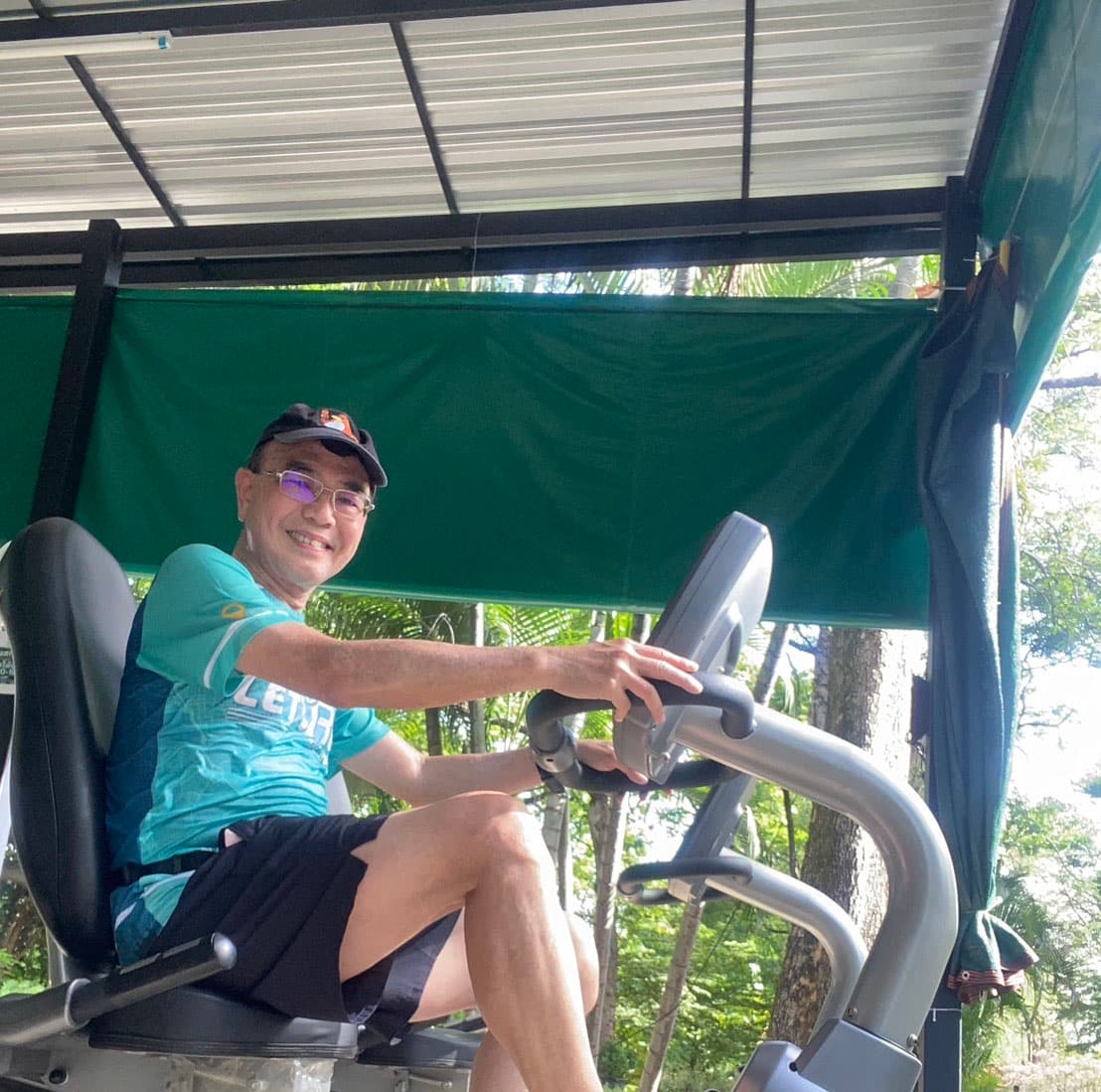 ประสงค์ เลิศรัตนวิสุทธิ์